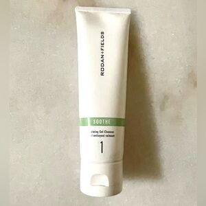 Rodan + Fields Soothe Calming Gel Cleanser